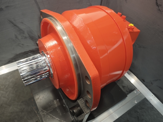 Motor de accionamiento hidráulico a baja velocidad personalizado para aplicaciones industriales por HELM TOWER
