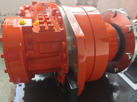 Motor de pistón hidráulico de velocidad simple/doble de 31,5 MPa Presión nominal y tipo de potencia del aceite hidráulico para el rendimiento de velocidad